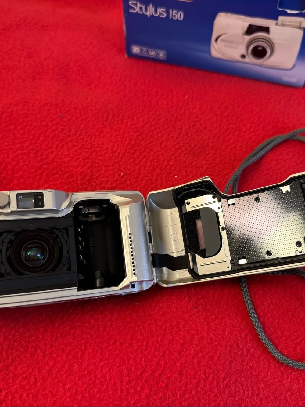 Olympus Stylus 150  Film Camera All Weather Zoom 37.5-150mm *TESTED Works